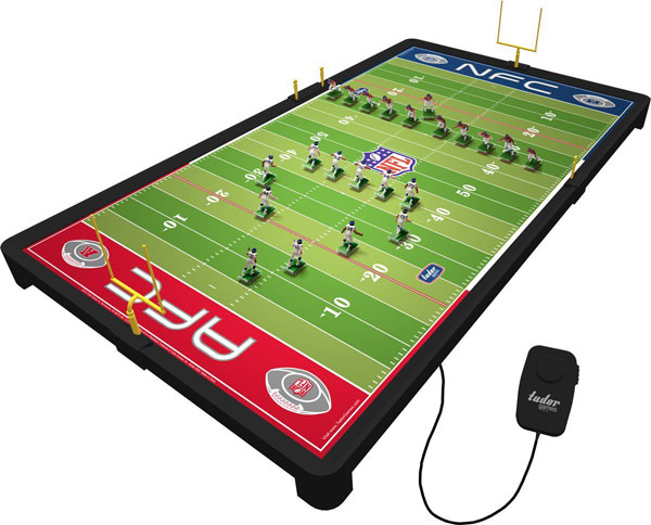 NFL Deluxe Electric Football by Tudor Games - Table Hockey Shop